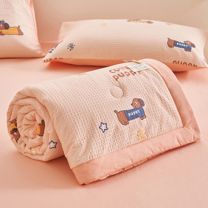 91家纺网 家纺一手货源 找家纺 简如 2026新款里外全棉华夫格夏凉被四件套 布丁可乐