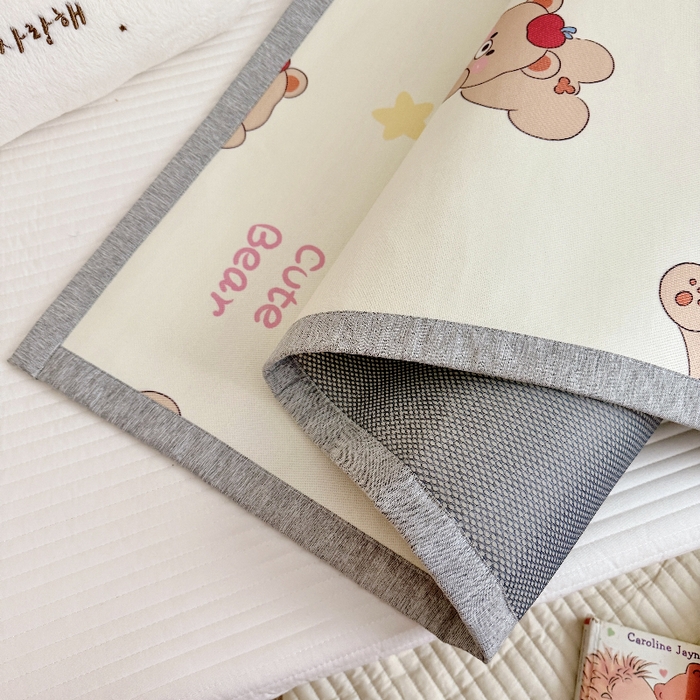 91家纺网 家纺一手货源 找家纺 萌宝家纺 2026新款A类儿童冰丝席900D加厚加密冰藤软席幼儿园席子 可爱小熊