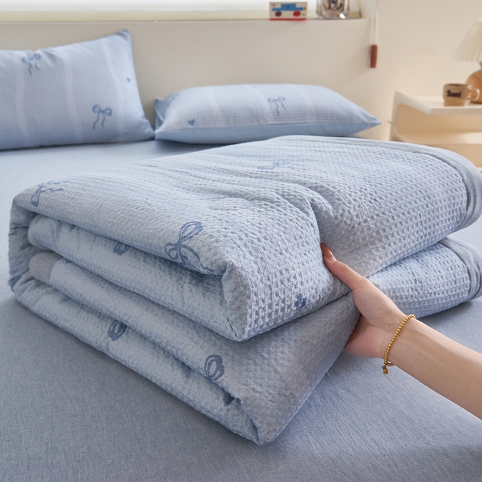 91家纺网 家纺一手货源 找家纺 简如 2026新款里外全棉华夫格夏凉被四件套 茹梦-蓝