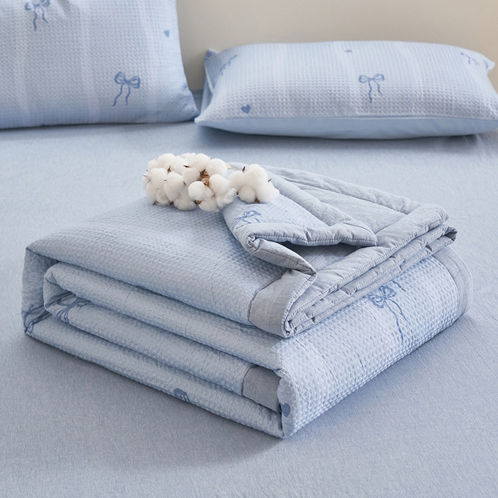 91家纺网 家纺一手货源 找家纺 简如 2026新款里外全棉华夫格夏凉被四件套 茹梦-蓝