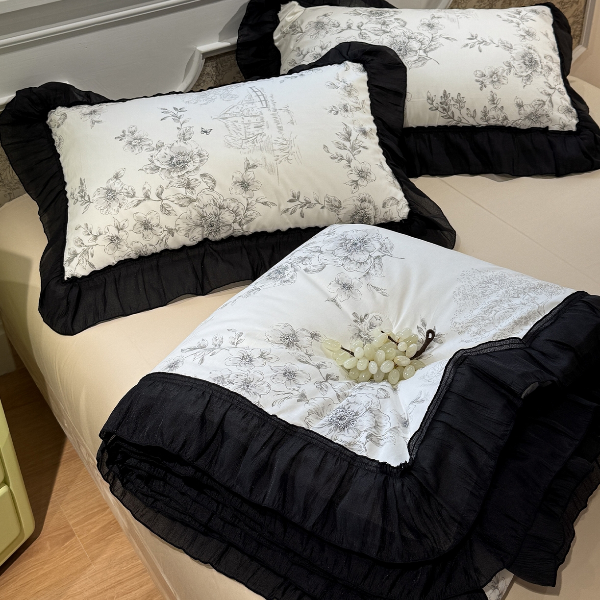 91家纺网 家纺一手货源 找家纺 （总）蓝邻家纺 2026新款全棉复古风真丝皱花边夏被夏被四件套