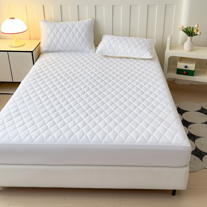 91家纺网 家纺一手货源 找家纺 慕克斯家纺 2026新款亲肤棉磨毛防水菱形格床笠 菱形格白色