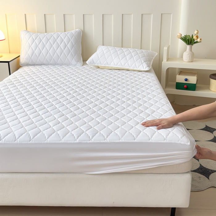 91家纺网 家纺一手货源 找家纺 慕克斯家纺 2026新款亲肤棉磨毛防水菱形格床笠 菱形格白色