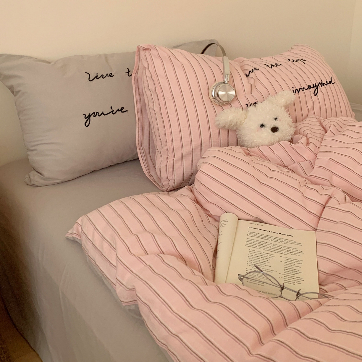 91家纺网 家纺一手货源 找家纺 桃喜 2026春夏全棉新品色织水洗棉条纹博主ins风四件套学生三件套（会员-5） 粉荔奶灰