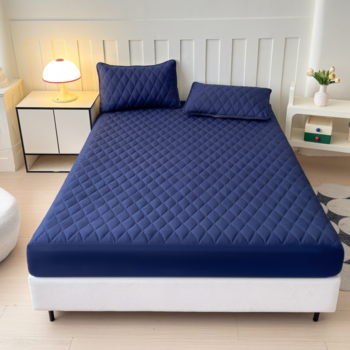 91家纺网 家纺一手货源 找家纺 慕克斯家纺 2026新款亲肤棉磨毛防水菱形格床笠 菱形格藏青