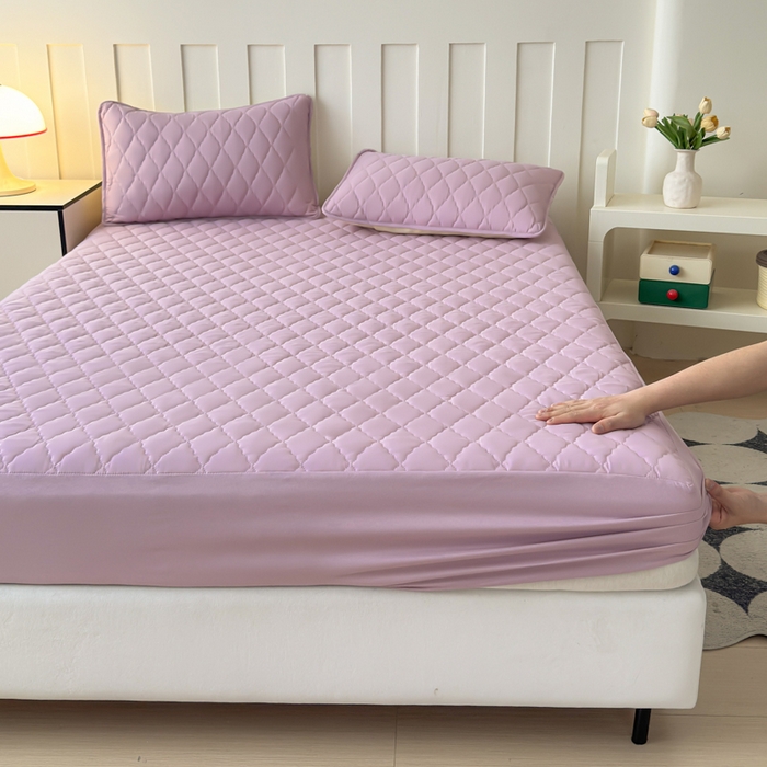 91家纺网 家纺一手货源 找家纺 慕克斯家纺 2026新款亲肤棉磨毛防水菱形格床笠 菱形格豆沙