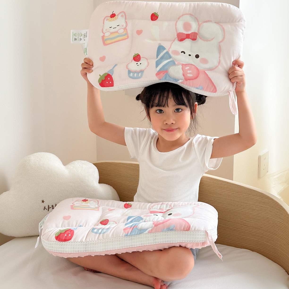 91家纺网 家纺一手货源 找家纺 嗨生活 2026新款冰豆豆枕芯大版卡通儿童枕芯幼儿园枕芯枕头枕芯 萌小兔