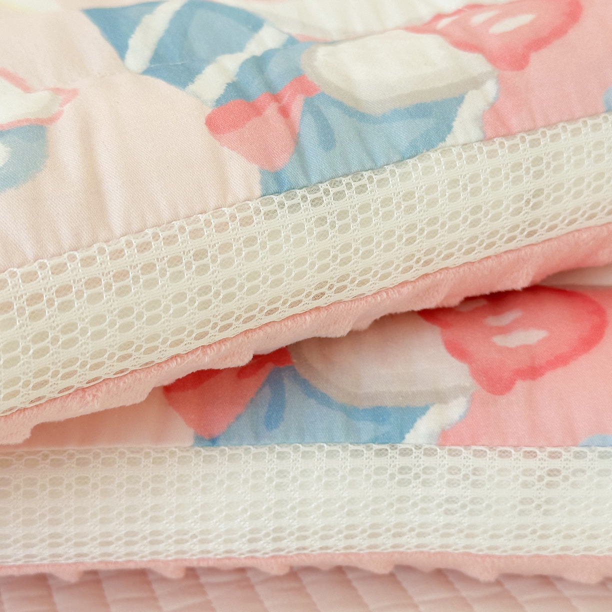 91家纺网 家纺一手货源 找家纺 嗨生活 2026新款冰豆豆枕芯大版卡通儿童枕芯幼儿园枕芯枕头枕芯 萌小兔