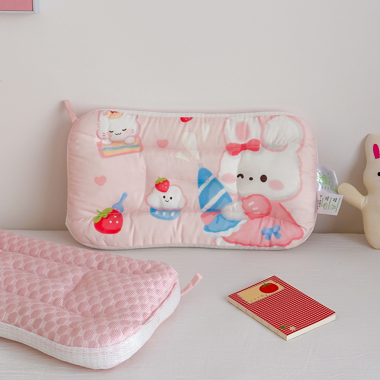 91家纺网 家纺一手货源 找家纺 嗨生活 2026新款冰豆豆枕芯大版卡通儿童枕芯幼儿园枕芯枕头枕芯 萌小兔