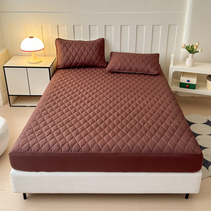 91家纺网 家纺一手货源 找家纺 慕克斯家纺 2026新款亲肤棉磨毛防水菱形格床笠 菱形格咖色