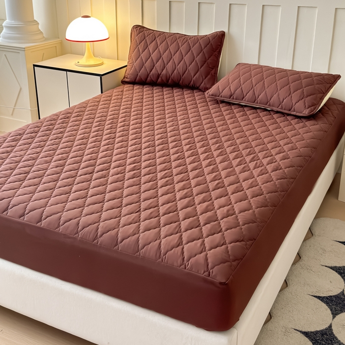 91家纺网 家纺一手货源 找家纺 慕克斯家纺 2026新款亲肤棉磨毛防水菱形格床笠 菱形格咖色