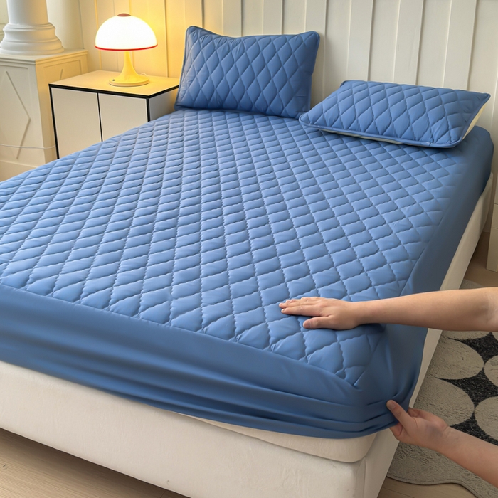 91家纺网 家纺一手货源 找家纺 慕克斯家纺 2026新款亲肤棉磨毛防水菱形格床笠 菱形格蓝灰