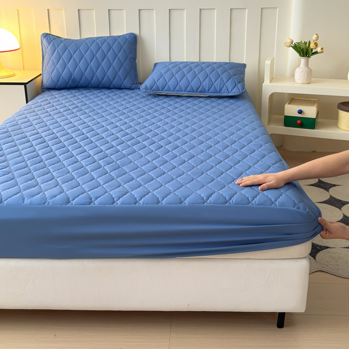 91家纺网 家纺一手货源 找家纺 慕克斯家纺 2026新款亲肤棉磨毛防水菱形格床笠 菱形格蓝灰