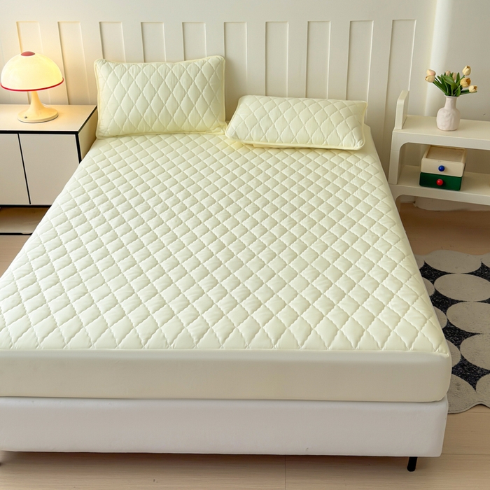 91家纺网 家纺一手货源 找家纺 慕克斯家纺 2026新款亲肤棉磨毛防水菱形格床笠 菱形格米黄