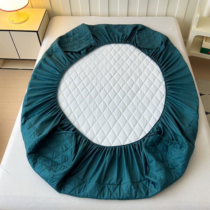 91家纺网 家纺一手货源 找家纺 慕克斯家纺 2026新款亲肤棉磨毛防水菱形格床笠 菱形格墨绿