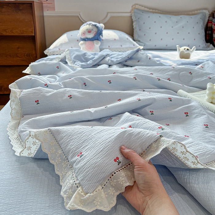 91家纺网 家纺一手货源 找家纺 （总）繁花家居 2026镂空花边系列夏被夏凉被空调被高克重木棉泡芙棉软糯亲肤四件套学生三件套