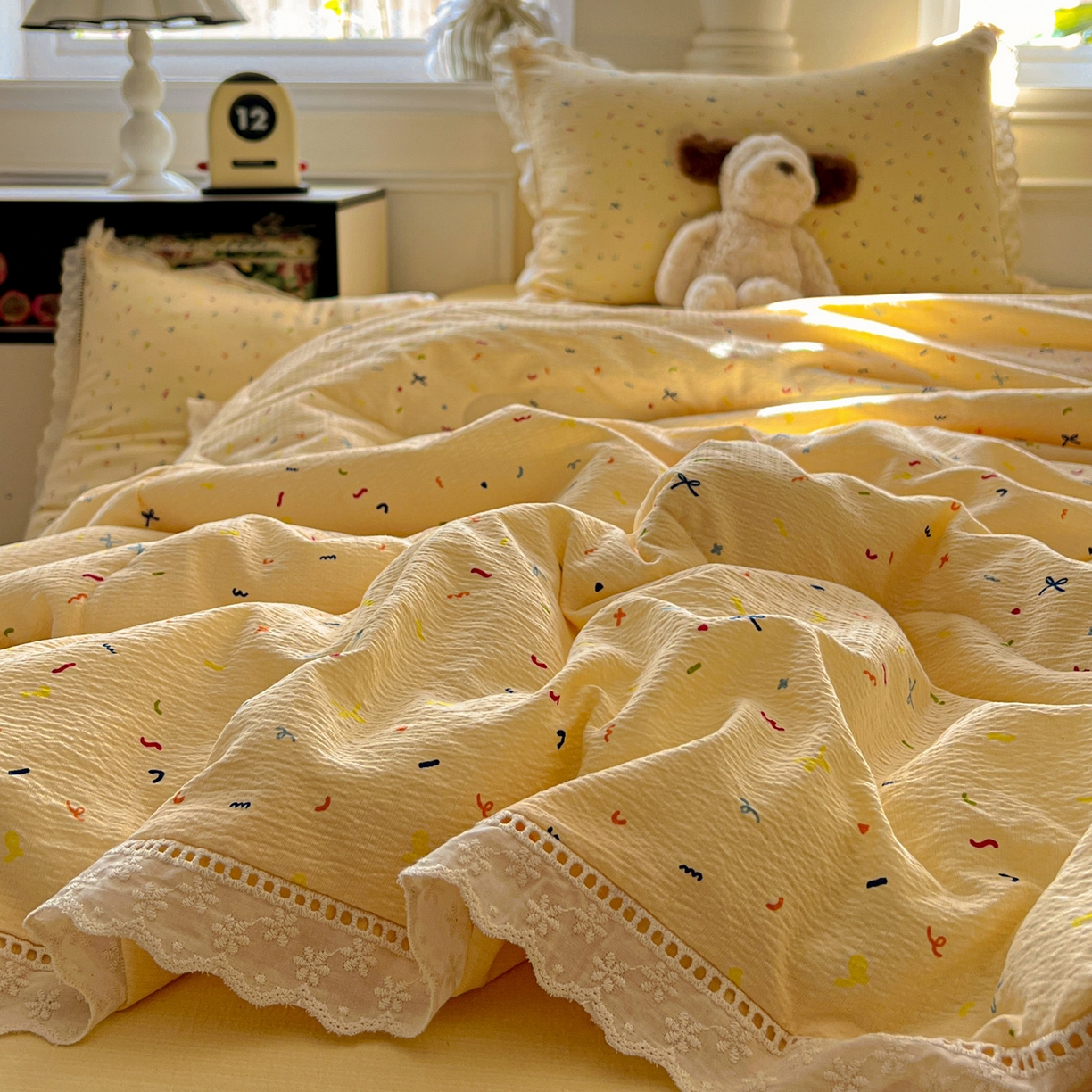 91家纺网 家纺一手货源 找家纺 繁花家居 2026镂空花边系列夏被夏凉被空调被高克重木棉泡芙棉软糯亲肤四件套学生三件套 奶酪碎