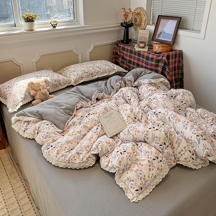 91家纺网 家纺一手货源 找家纺 繁花家居 2026镂空花边系列夏被夏凉被空调被高克重木棉泡芙棉软糯亲肤四件套学生三件套 咖香暖眠