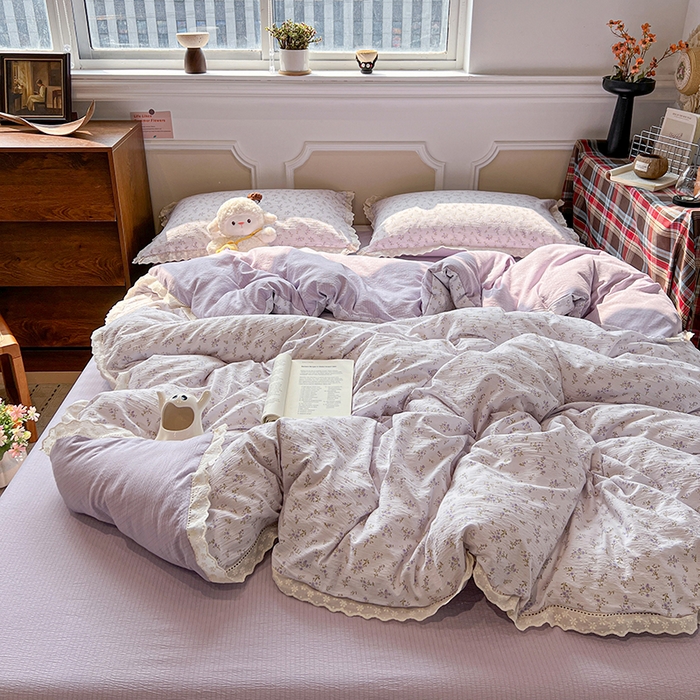 91家纺网 家纺一手货源 找家纺 繁花家居 2026镂空花边系列夏被夏凉被空调被高克重木棉泡芙棉软糯亲肤四件套学生三件套 雾紫甜心