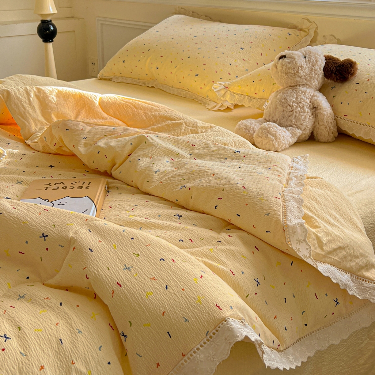 91家纺网 家纺一手货源 找家纺 繁花家居 2026镂空花边系列夏被夏凉被空调被高克重木棉泡芙棉软糯亲肤四件套学生三件套 奶酪碎