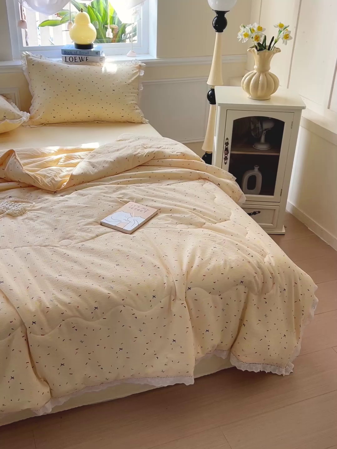 91家纺网 家纺一手货源 找家纺 繁花家居 2026镂空花边系列夏被夏凉被空调被高克重木棉泡芙棉软糯亲肤四件套学生三件套 奶酪碎