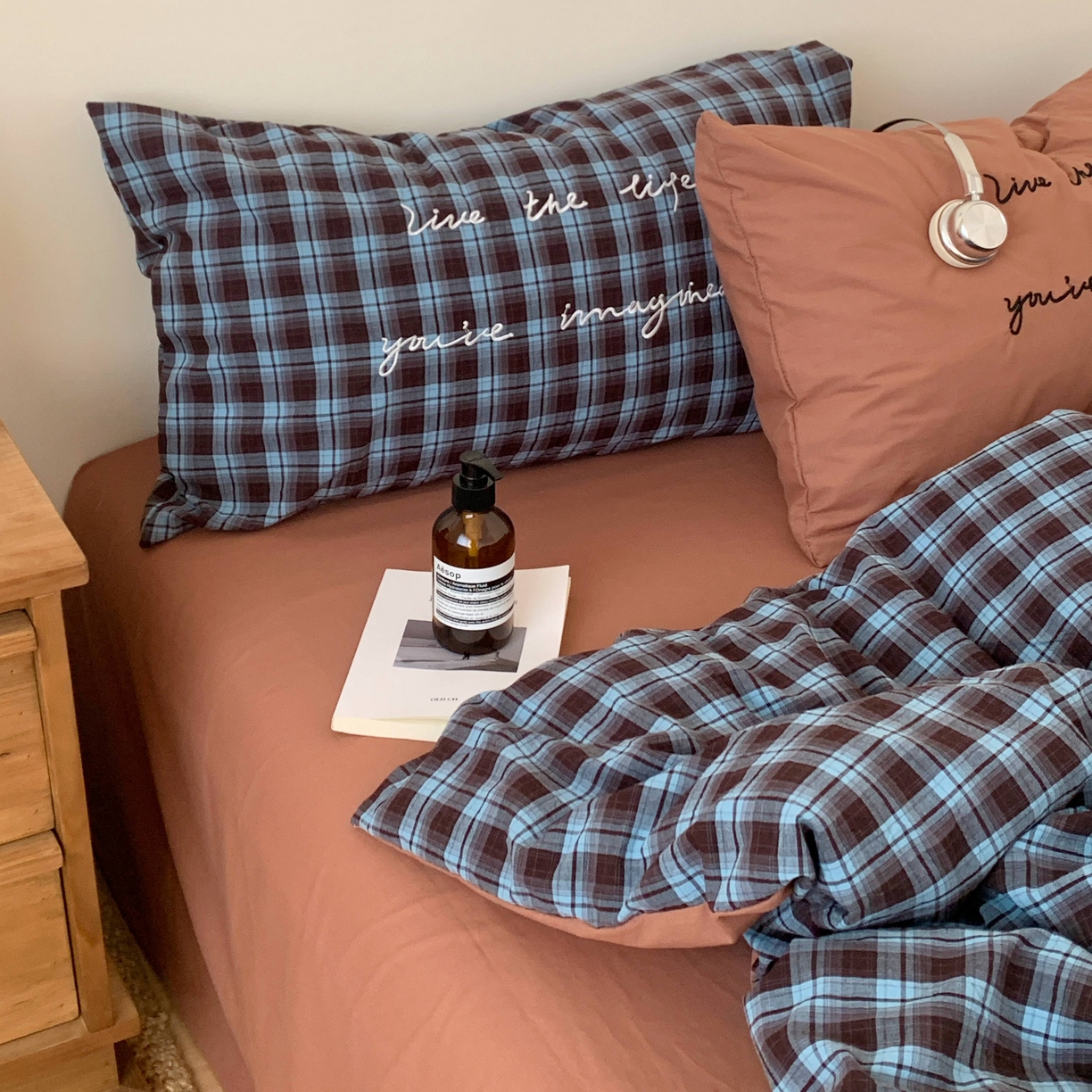 91家纺网 家纺一手货源 找家纺 桃喜 2026春夏全棉新品色织水洗棉条纹博主ins风四件套学生三件套（会员-5） 蓝调可可