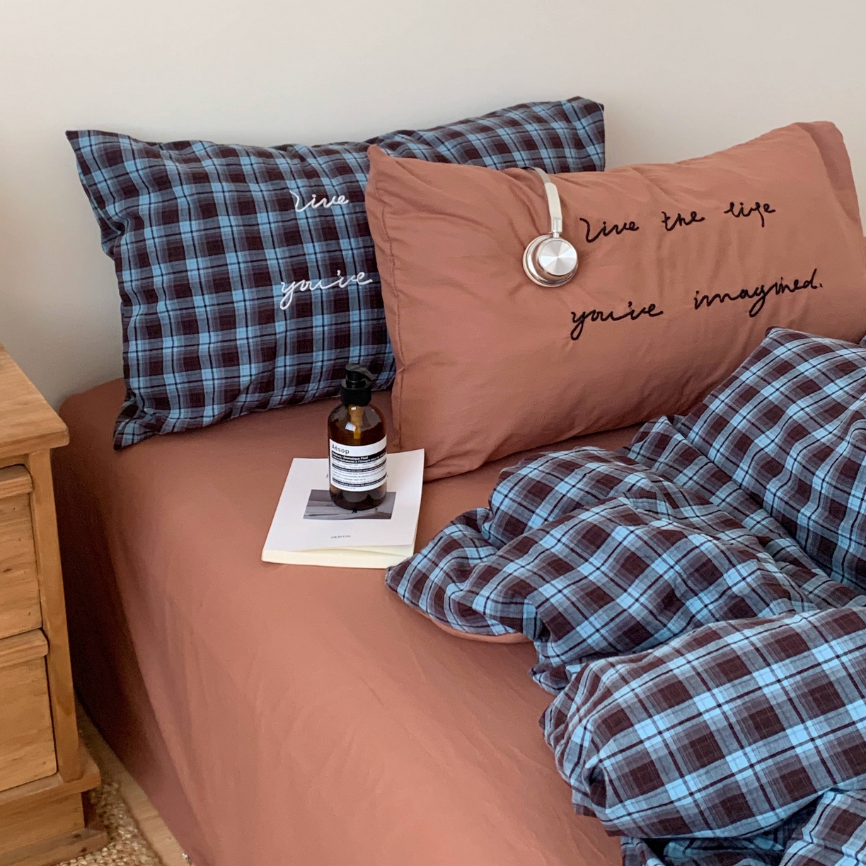 91家纺网 家纺一手货源 找家纺 桃喜 2026春夏全棉新品色织水洗棉条纹博主ins风四件套学生三件套（会员-5） 蓝调可可