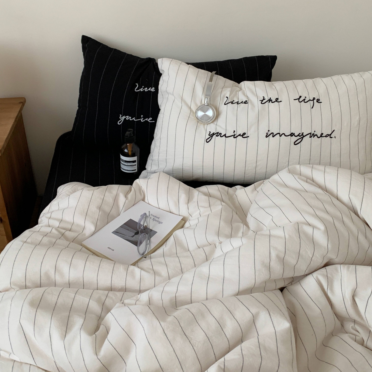 91家纺网 家纺一手货源 找家纺 桃喜 2026春夏全棉新品色织水洗棉条纹博主ins风四件套学生三件套（会员-5） 夜的留白