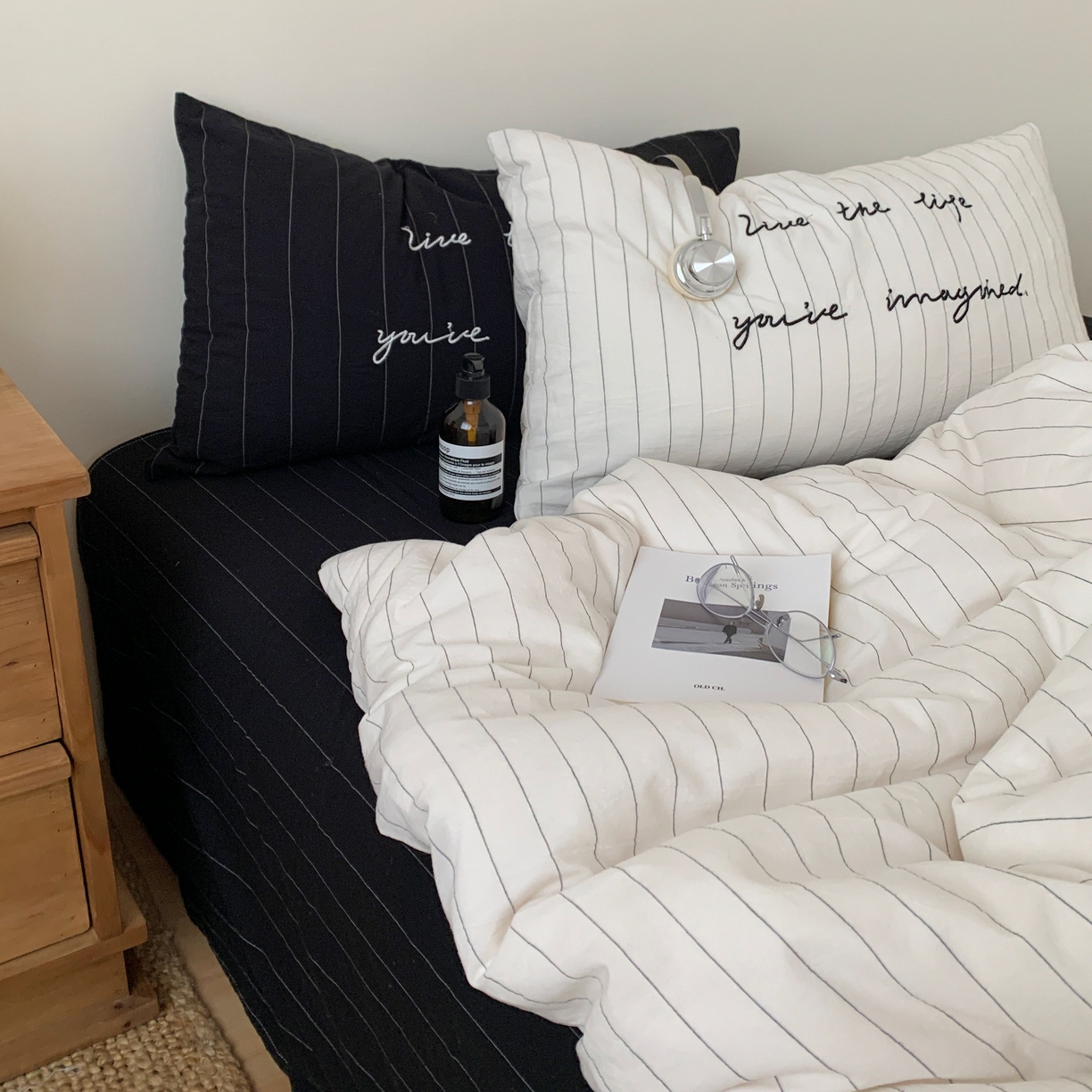 91家纺网 家纺一手货源 找家纺 桃喜 2026春夏全棉新品色织水洗棉条纹博主ins风四件套学生三件套（会员-5） 夜的留白