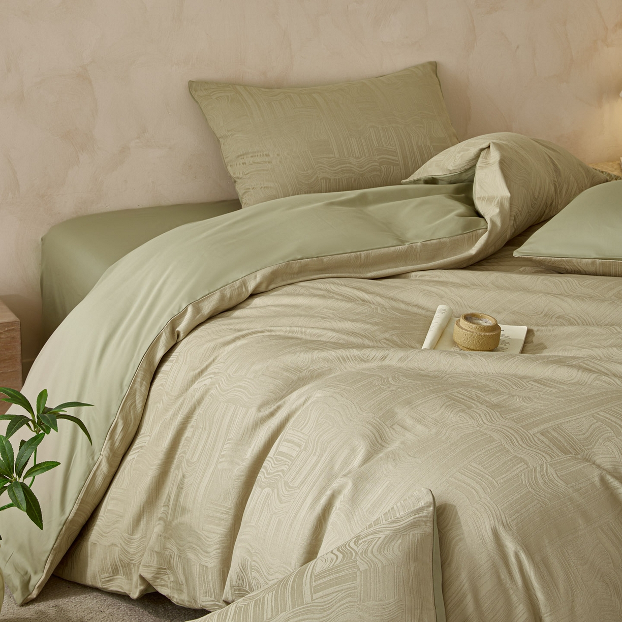 91家纺网 家纺一手货源 找家纺 雯雨家纺 2026新款全棉60s全棉提花四件套 青恒织影