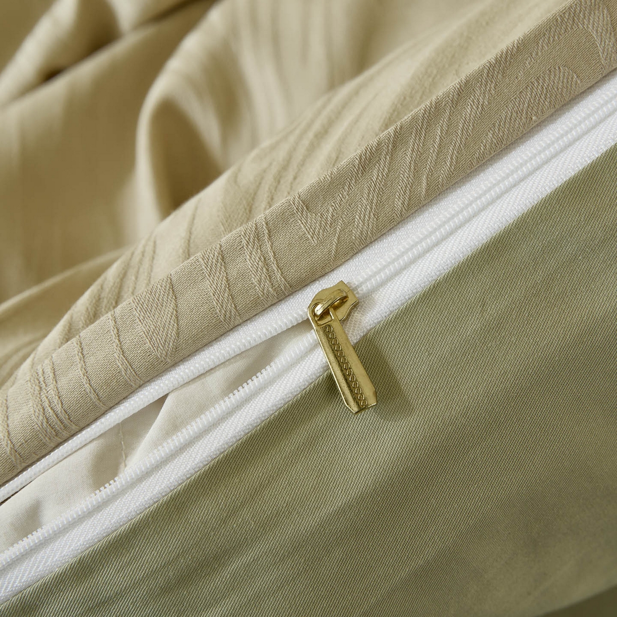 91家纺网 家纺一手货源 找家纺 雯雨家纺 2026新款全棉60s全棉提花四件套 翠川流纹