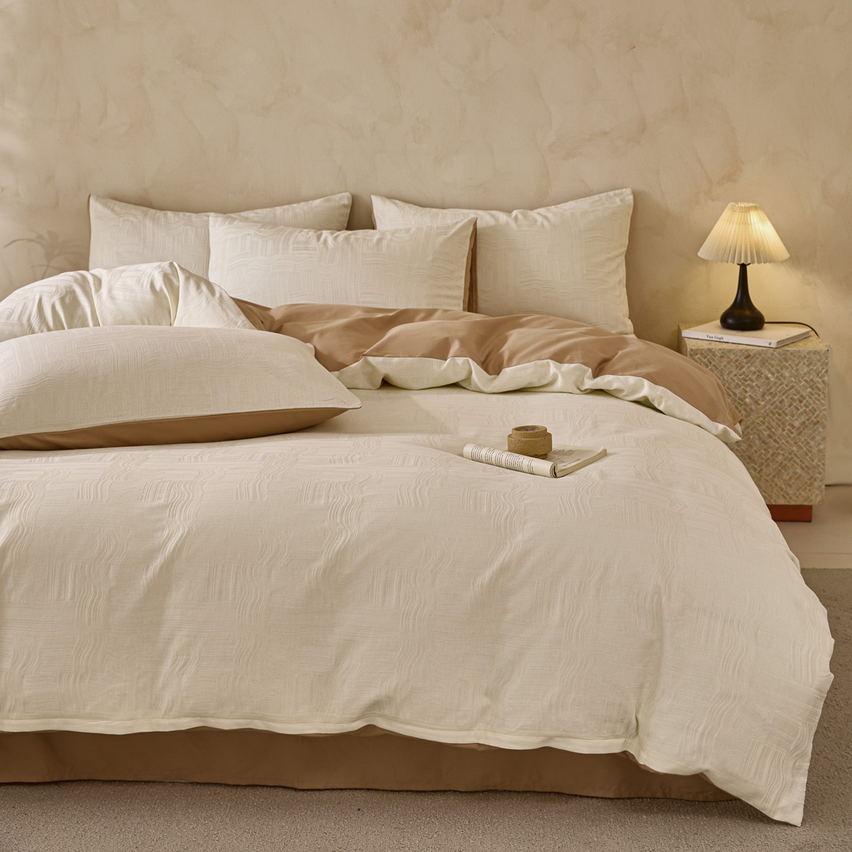 91家纺网 家纺一手货源 找家纺 雯雨家纺 2026新款全棉60s全棉提花四件套 奶白川