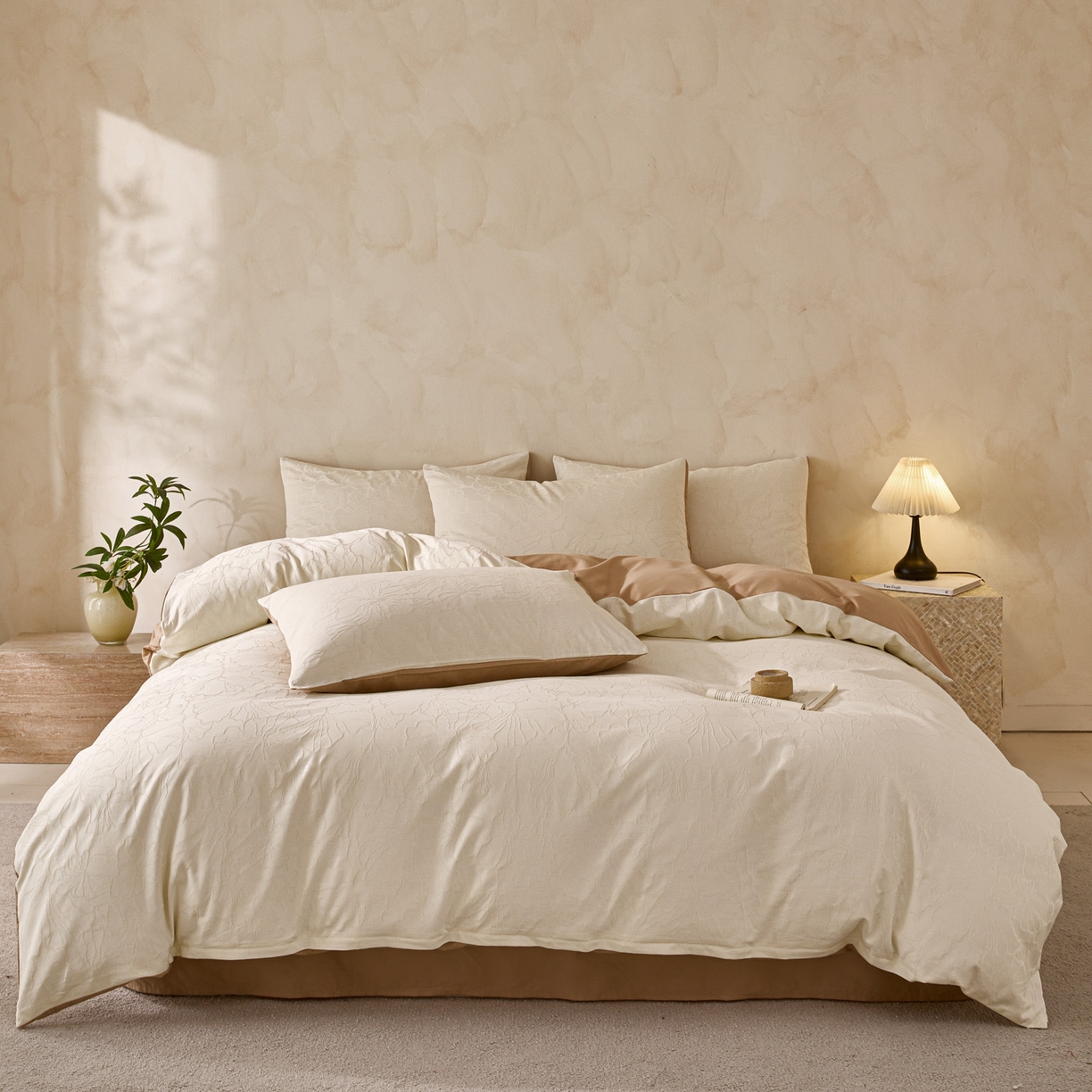 91家纺网 家纺一手货源 找家纺 雯雨家纺 2026新款全棉60s全棉提花四件套 棕韵浮香