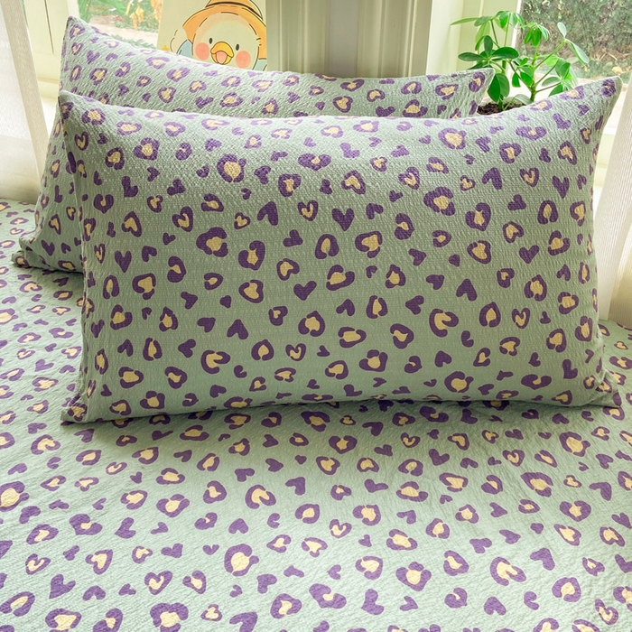 91家纺网 家纺一手货源 找家纺 赛琳 2026新款泡芙纱床单系列单床单床单单件（有买家秀） 绿绸豹纹心