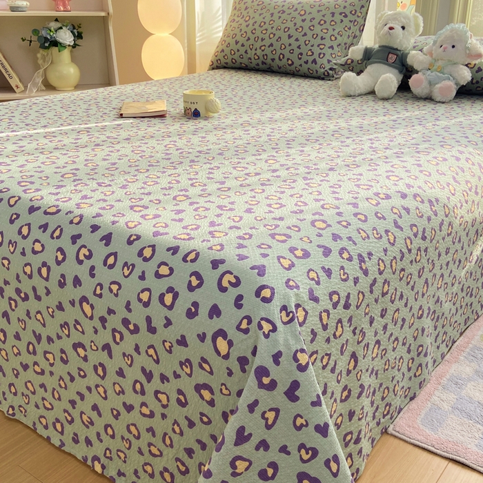 91家纺网 家纺一手货源 找家纺 赛琳 2026新款泡芙纱床单系列单床单床单单件（有买家秀） 绿绸豹纹心