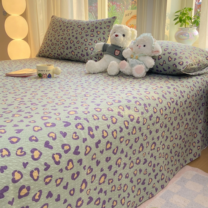 91家纺网 家纺一手货源 找家纺 赛琳 2026新款泡芙纱床单系列单床单床单单件（有买家秀） 绿绸豹纹心