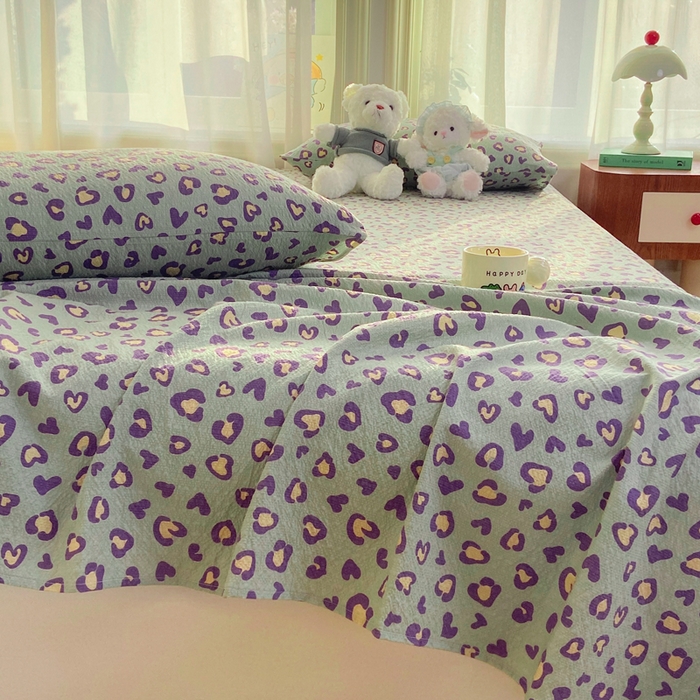 91家纺网 家纺一手货源 找家纺 赛琳 2026新款泡芙纱床单系列单床单床单单件（有买家秀） 绿绸豹纹心