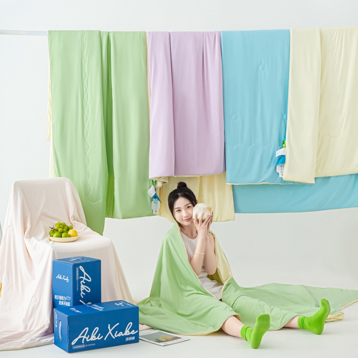 91家纺网 家纺一手货源 找家纺 （总）爱彼家纺 2026夏季热款冰卡Pro+深睡双面用锦纶夏被空调被夏季A类抗菌冰凉单夏被-冰卡夏被系列