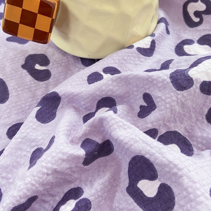 91家纺网 家纺一手货源 找家纺 赛琳 2026新款泡芙纱床单系列单床单床单单件（有买家秀） 紫绸豹纹心