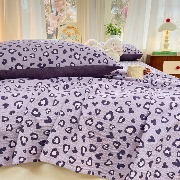 91家纺网 家纺一手货源 找家纺 赛琳 2026新款泡芙纱床单系列单床单床单单件（有买家秀） 紫绸豹纹心