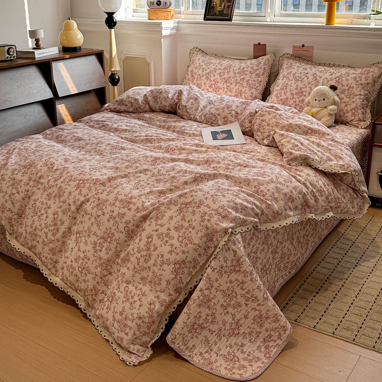 91家纺网 家纺一手货源 找家纺 橙子家居 2026新款纯棉法式复古蕾丝花边床盖四件套 复古蔷薇粉