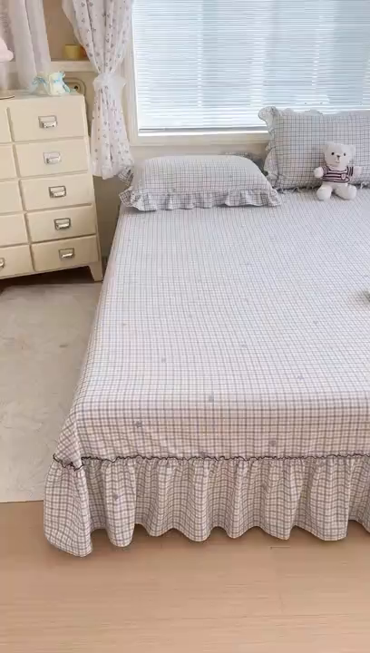 91家纺网 家纺一手货源 找家纺 爱多多家居 2026春夏新花边款水洗古棉单床裙 单床单 床裙-星野格子