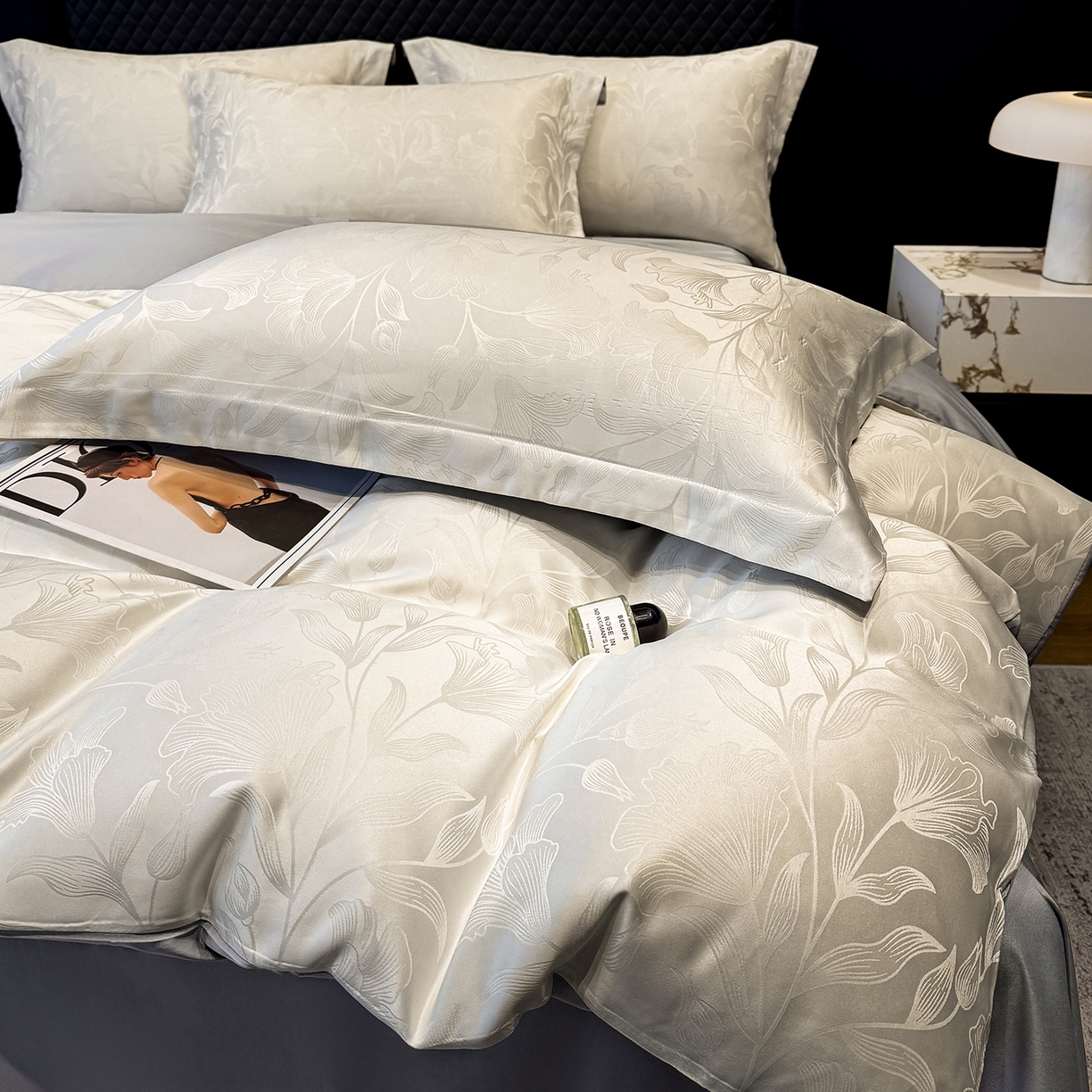 91家纺网 家纺一手货源 找家纺 （总）奥汀洛家纺 2026春夏新款水洗冰丝亮丝提花四件套