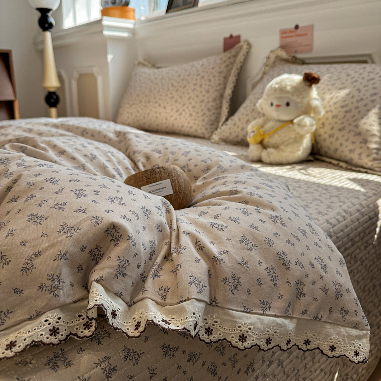 91家纺网 家纺一手货源 找家纺 橙子家居 2026新款纯棉法式复古蕾丝花边床盖四件套 花町