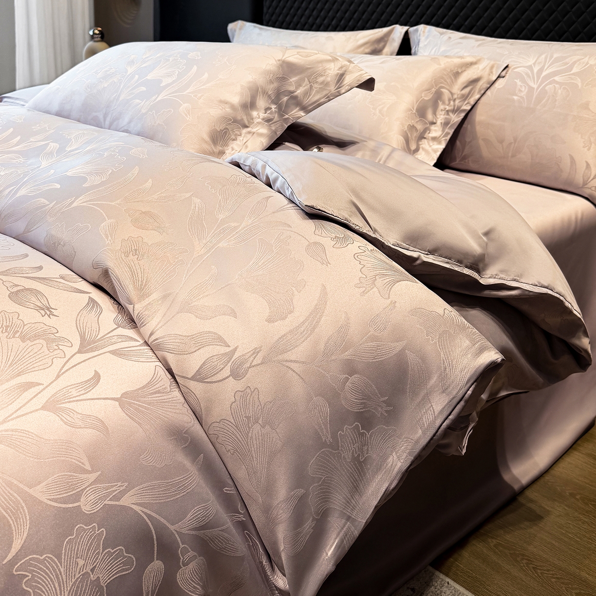 91家纺网 家纺一手货源 找家纺 （总）奥汀洛家纺 2026春夏新款水洗冰丝亮丝提花四件套