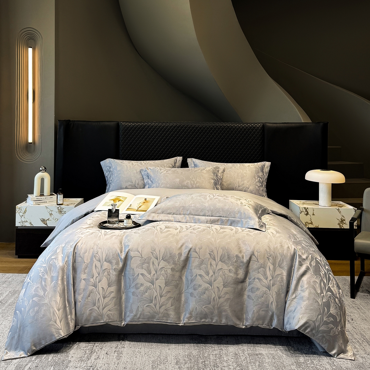 91家纺网 家纺一手货源 找家纺 奥汀洛家纺 2026春夏新款水洗冰丝亮丝提花四件套 百合-灰