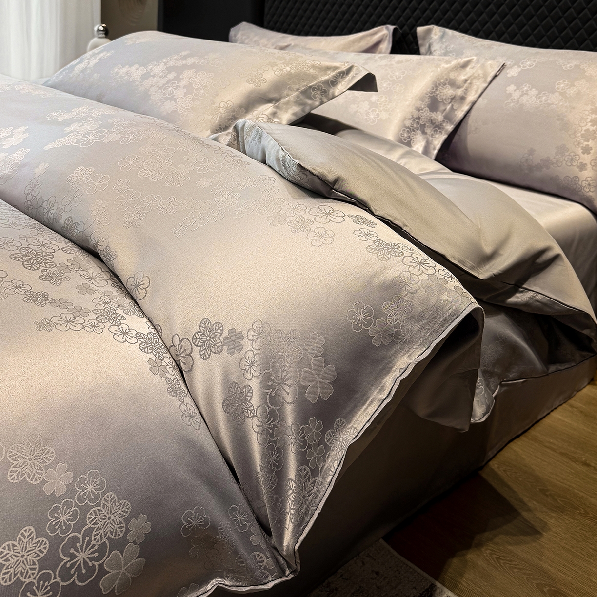 奥汀洛家纺 2026春夏新款水洗冰丝亮丝提花四件套 蔷薇-灰