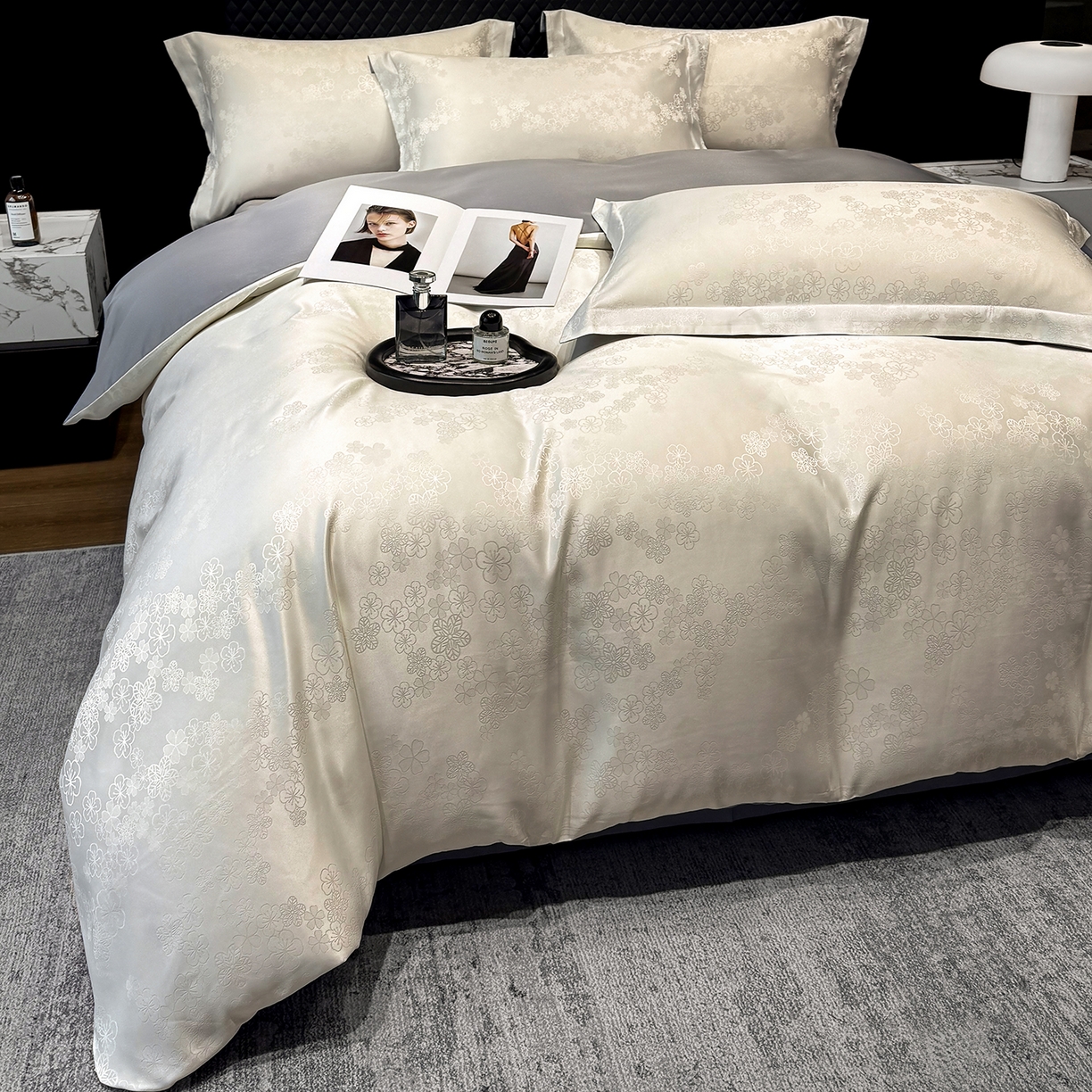 91家纺网 家纺一手货源 找家纺 奥汀洛家纺 2026春夏新款水洗冰丝亮丝提花四件套 蔷薇-白