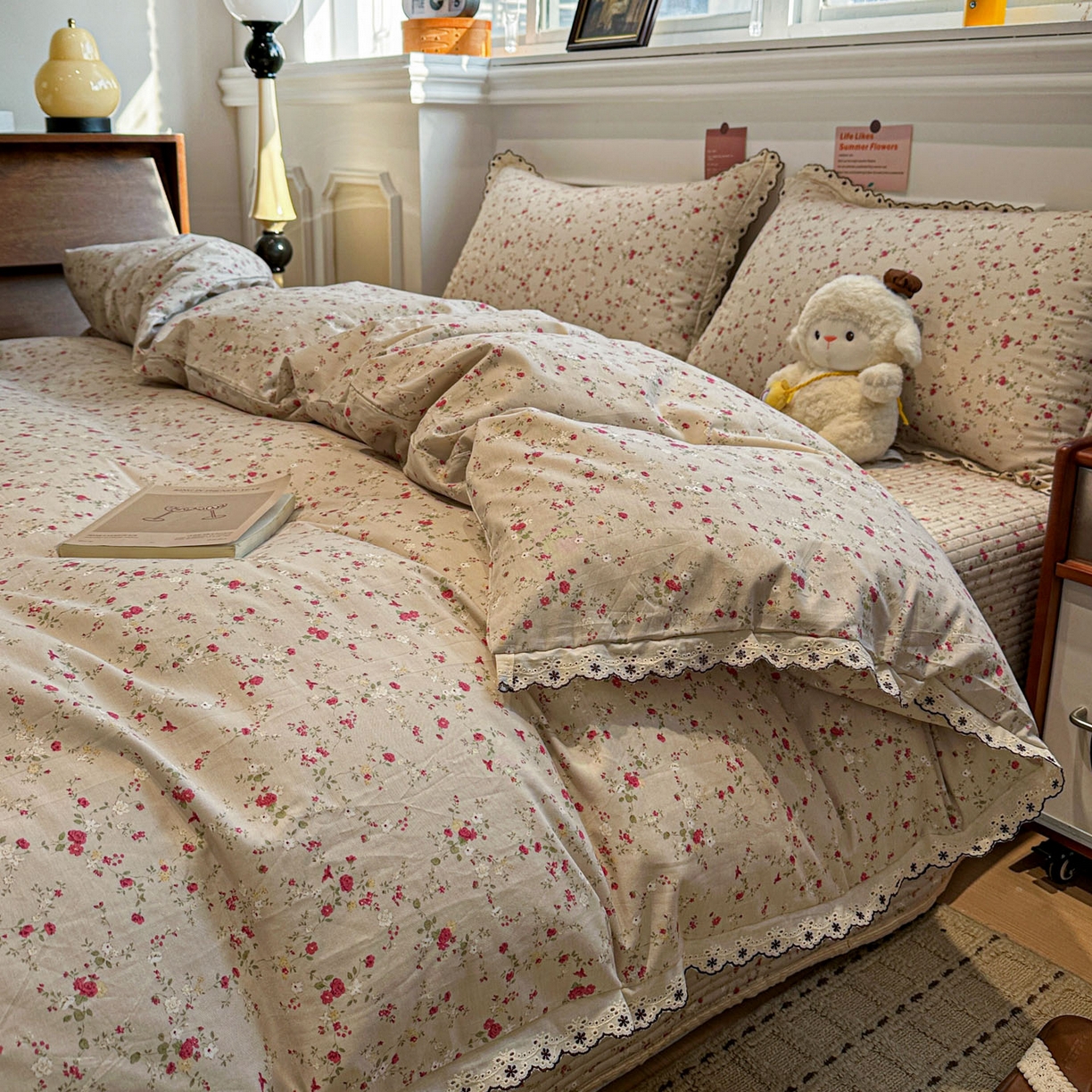 91家纺网 家纺一手货源 找家纺 橙子家居 2026新款纯棉法式复古蕾丝花边床盖四件套 花影