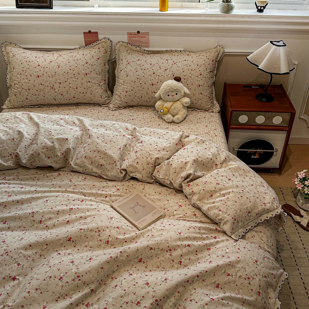 91家纺网 家纺一手货源 找家纺 橙子家居 2026新款纯棉法式复古蕾丝花边床盖四件套 花影